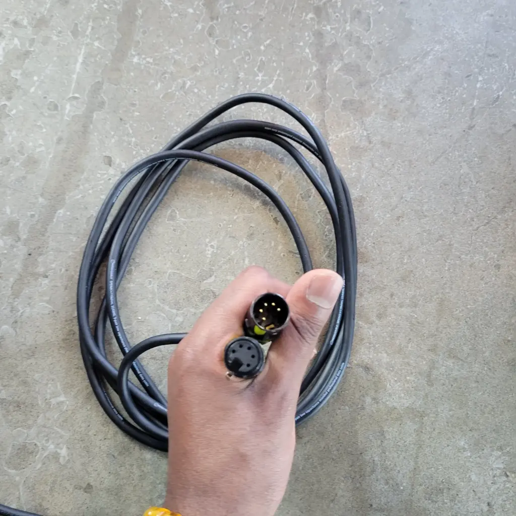 DMX(M) - DMX(F) cable (5 pin)